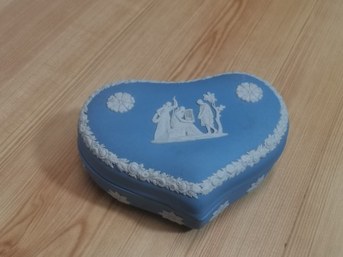 Vintage wedgwood blue jasper - wedgwood,