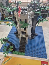 Lego Vintage Castle - Forestmen's River Fortress (6077) from 1989 - Instructions
