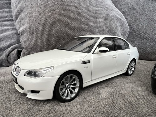Kyosho bmw e60 m5 ultra - 1:18,