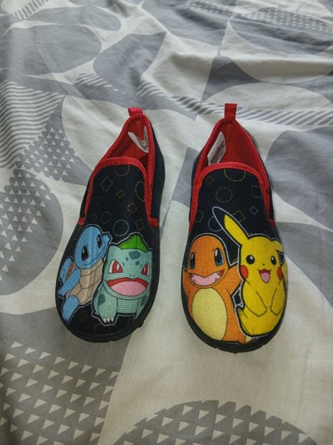 Pokemon casual slip - casual, on