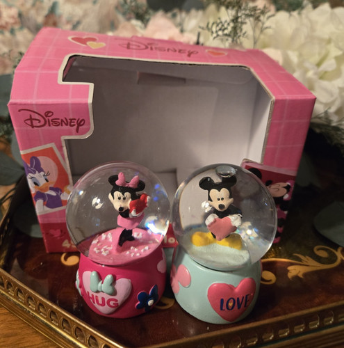 Mickey minnie mouse - mickey,