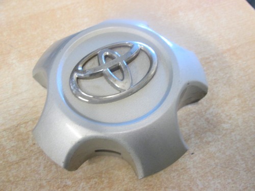 Genuine toyota rav4 - 1x,