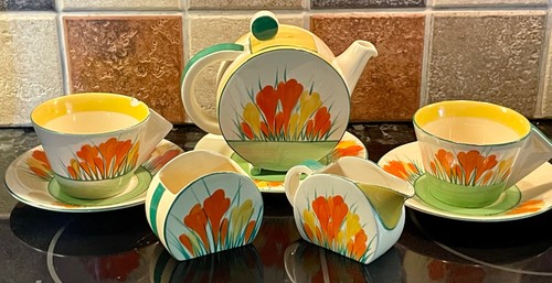Clarice cliff 1933 - 1933, sungleam