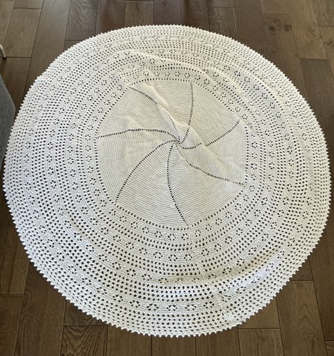 Hand knitted white - knitted,