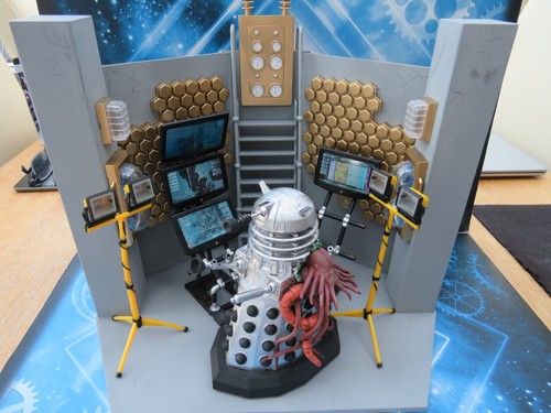 Doctor who diorama plus custom - who,