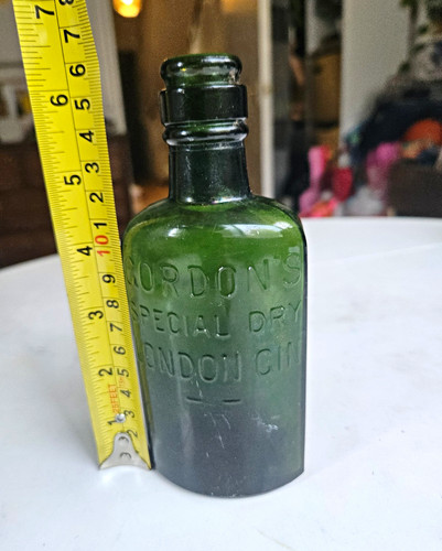 Vintage gordon dry gin - gordon's,