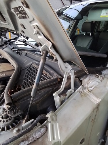 Bonnet hinge bmw mk2 - bmw,