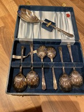 Vintage Yeoman Plate  Silver