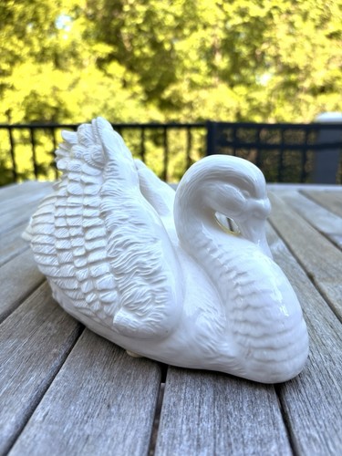 Vintage swan willitts ceramic - vintage,