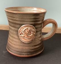 Vintage Jeremy Harper York Yorkshire Rose Studio Pottery Capricorn Zodiac Mug