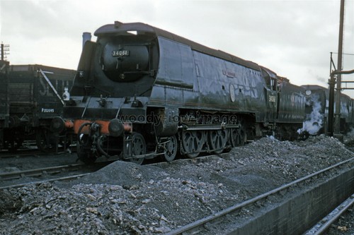 Pu2706 railway engine - pu2706,