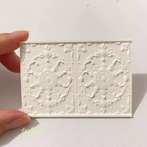 4pc scale doll - doll, house