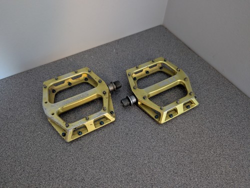Dmr vault pedals - dmr,