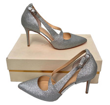 VINCE CAMUTO Womens Lovely