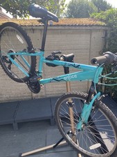 Apollo Entice 14" frame Women's/girls bike