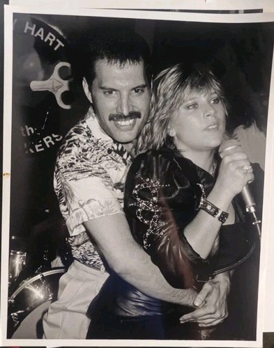Freddie mercury samantha fox - samantha,