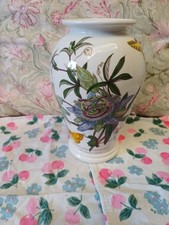 VINTAGE PORTMEIRION BOTANIC GARDEN BLUE PASSION FLOWER BUTTERFLIES 8½" VASE