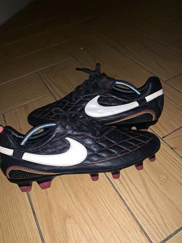Nike tiempo black dois - nike,