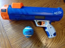 Nerf Dog Small Gun Ball Blaster Launcher Small Balls Thrower Tested + 1 Ball