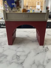 Hornby Red Brick Bridge
