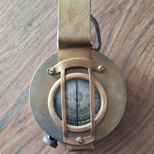 Brass pocket navigation - pocket,