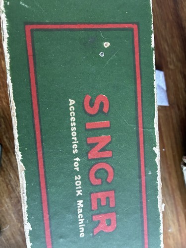 Singer sewing machine - sewing, 201k