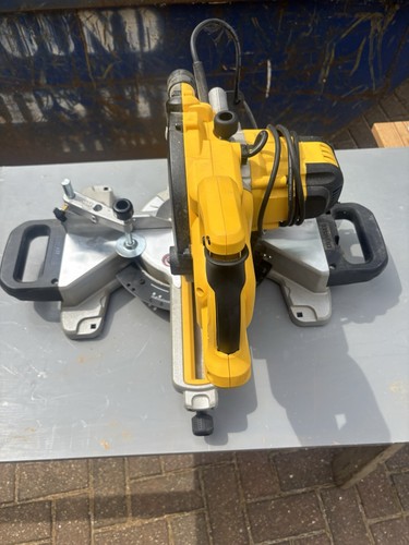 Dewalt chop saw - saw, (240v)