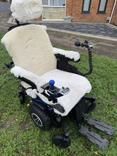 Pride Quantum Q6 Edge 2  I-Level 6mph off road Powerchair