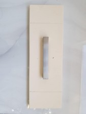 Howdens Burford cream shaker