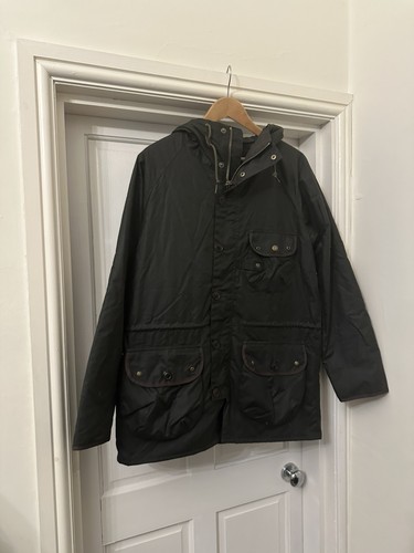 Bnwt barbour field mens wax - field,
