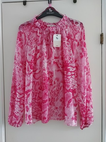 Clothing red pink snakeskin - red,