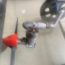 Thunder Tiger 25 Model Plane Engine