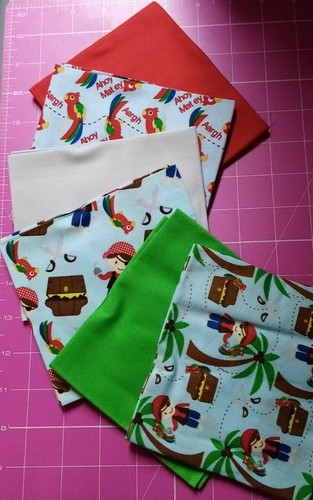 Pirates parrots fq bundle - parrots,