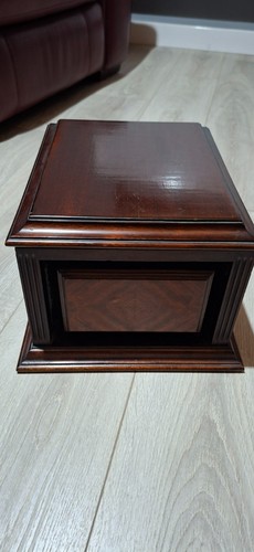 1925 brown cabinet type - brown,