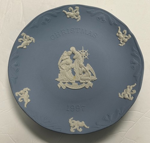 Wedgewood christmas 1997 plate - wedgewood,