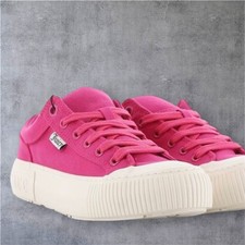 Juicy Couture Pink Canvas Shoes Size 5
