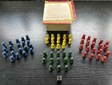 Vintage Game of Halma Peter