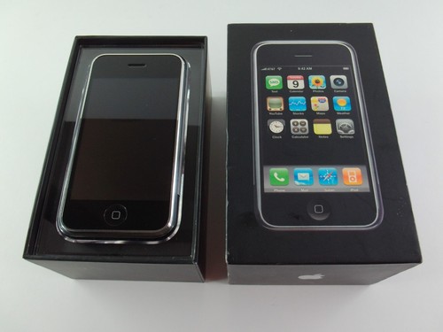 Near mint apple iphone - iphone, 2g
