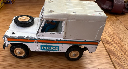 Vintage britains 1975 police - britains,