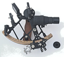 Marine sextant in Case by Cooke, Hull.