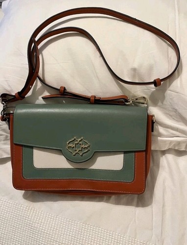 Radley london apsley road - radley,