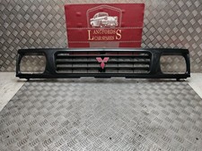 MITSUBISHI L200 MK1 GRILLE BLACK 1996-2001  MB882258 (K60T)
