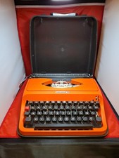 Rare Underwood 35 Portable Typewriter In Orange