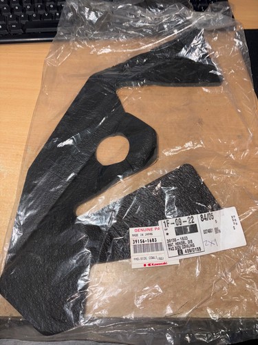 Genuine kawasaki zx9r zx900 - genuine,