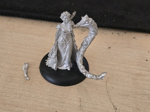 Ice queen lanyssa warmachine - lanyssa,