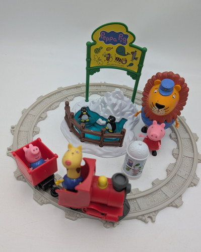 Peppa pig zoo penguin - peppa,