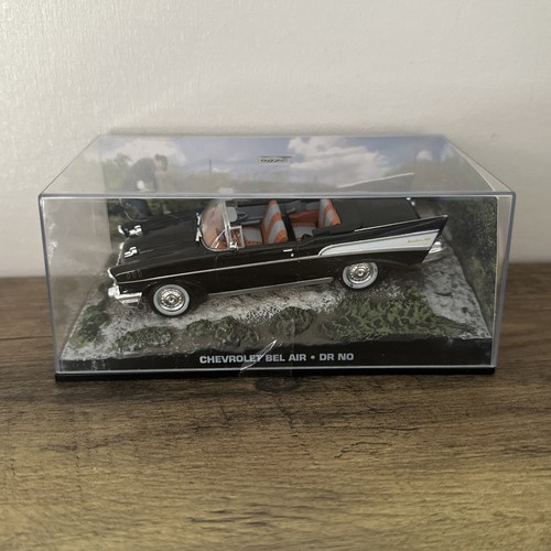 James bond die - james, car