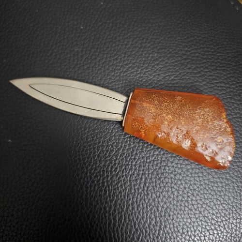 Vintage little amber knife - little,