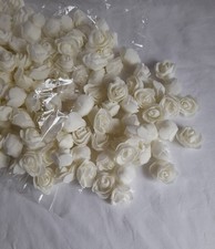 250 small foam cream roses