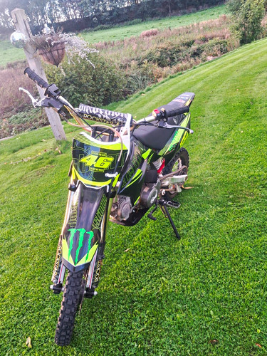 Stomp 140 pit bike - 140,